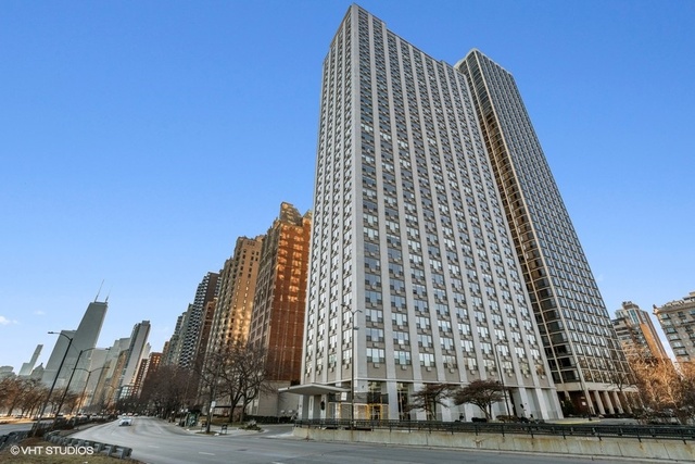 1550 North Lake Shore Drive, Unit 2F Chicago, IL 60610 - Photo 1 of 13