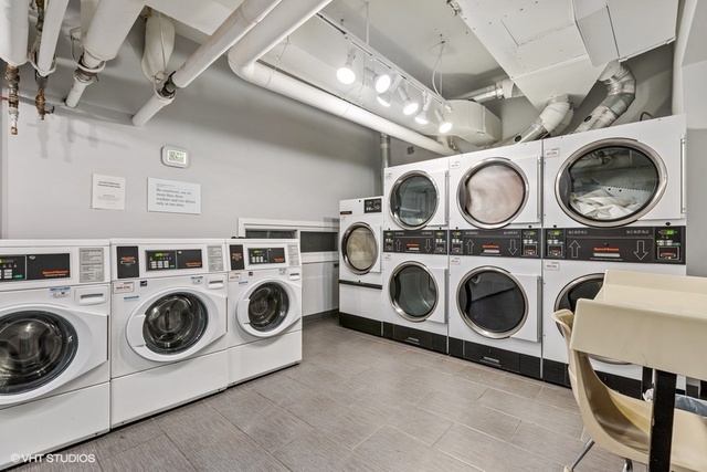 1550 North Lake Shore Drive, Unit 2F Chicago, IL 60610 - Photo 11 of 13