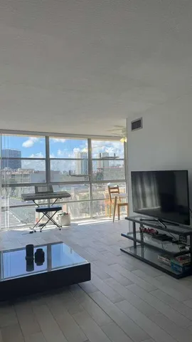 $2,150 | 851 Three Islands Boulevard, Unit 509, Hallandale Beach, FL 33009