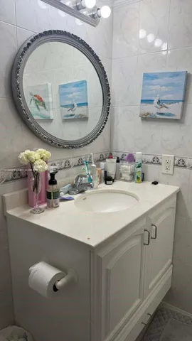 $2,150 | 851 Three Islands Boulevard, Unit 509, Hallandale Beach, FL 33009