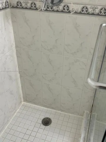 $2,150 | 851 Three Islands Boulevard, Unit 509, Hallandale Beach, FL 33009