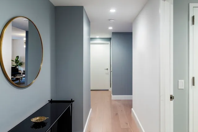 $1,349,000 | 100 Lovejoy Wharf, Unit 10K, Boston, MA 02114