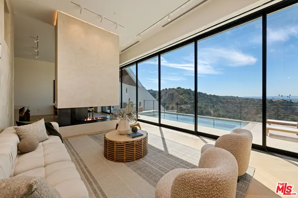 $3,999,000 | 3699 Alta Mesa Drive, Studio City, CA 91604