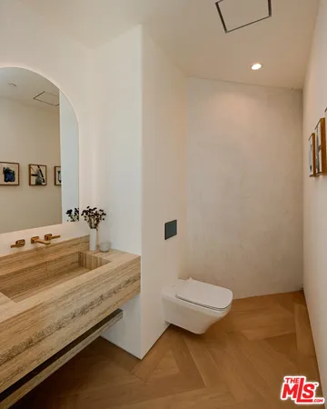 $3,999,000 | 3699 Alta Mesa Drive, Studio City, CA 91604