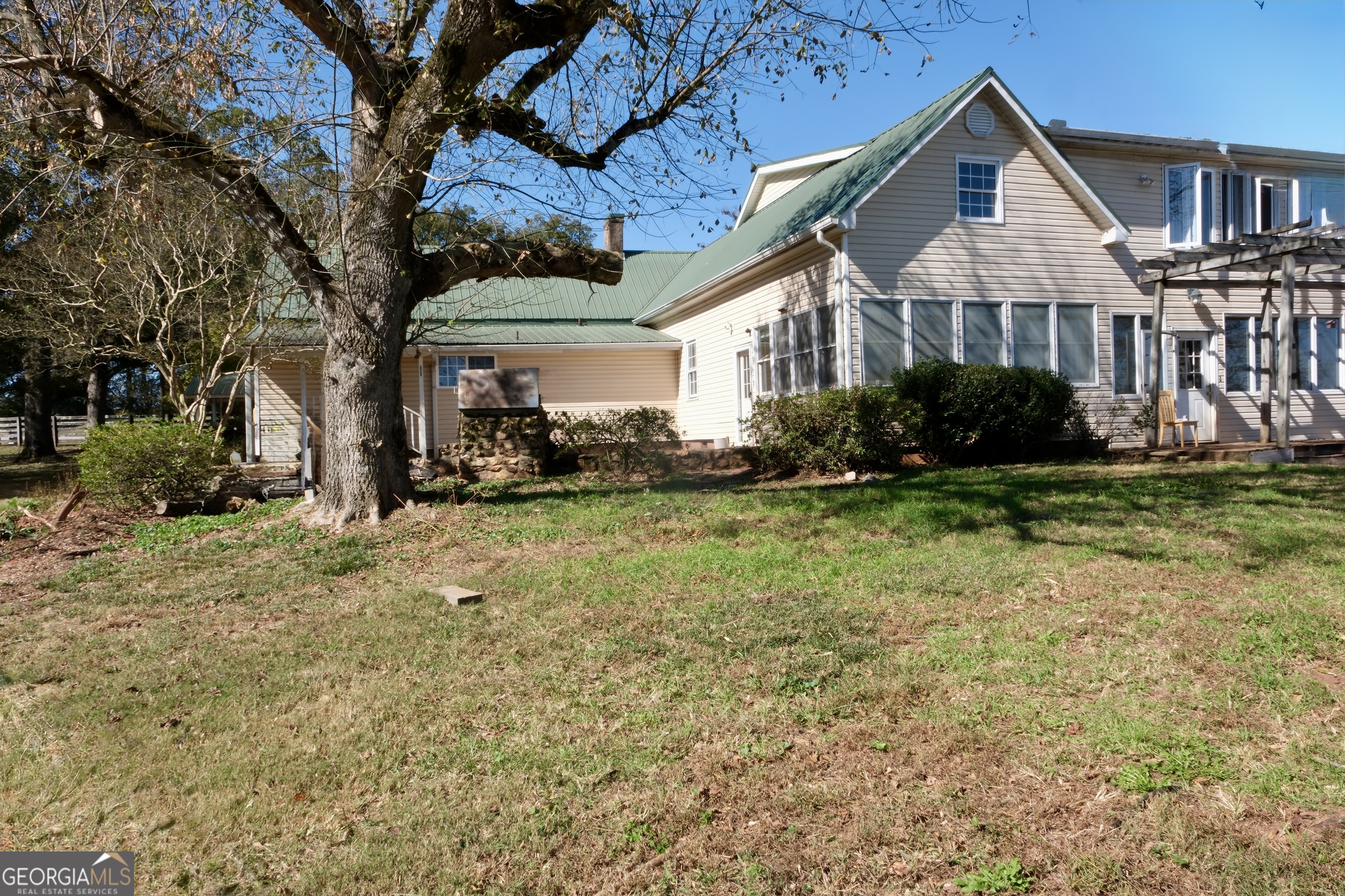 1825 Groaning Rock Road Commerce, GA 30530 - Photo 3 of 101