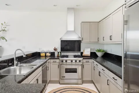 $1,795,000 | 3881 20th Street, Unit 3, San Francisco, CA 94114