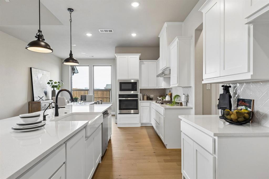 137 Cross Timbers Street Azle, TX 76020 - Photo 9 of 40 5-137Cross_005