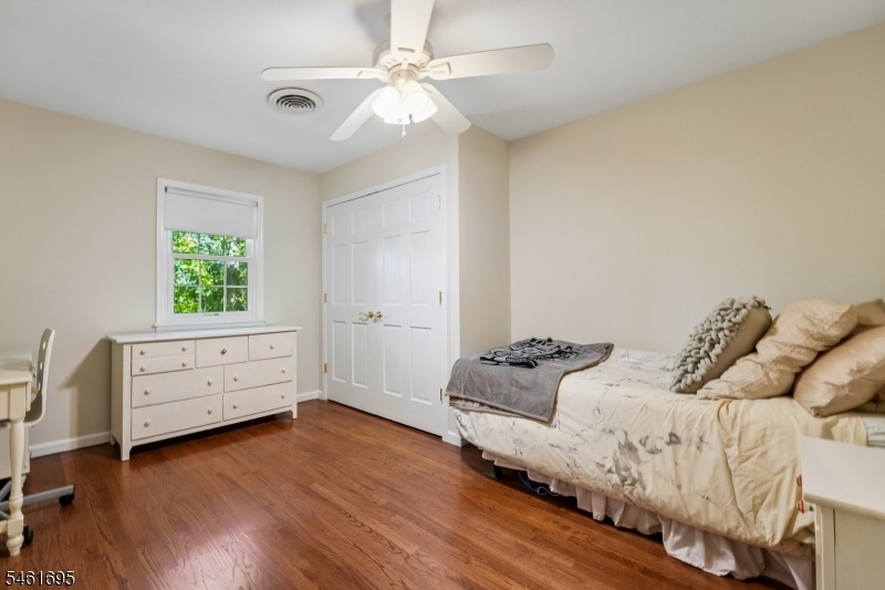 302 Woods End Road Westfield, NJ 07090 - Photo 16 of 34 Gallery Image 16