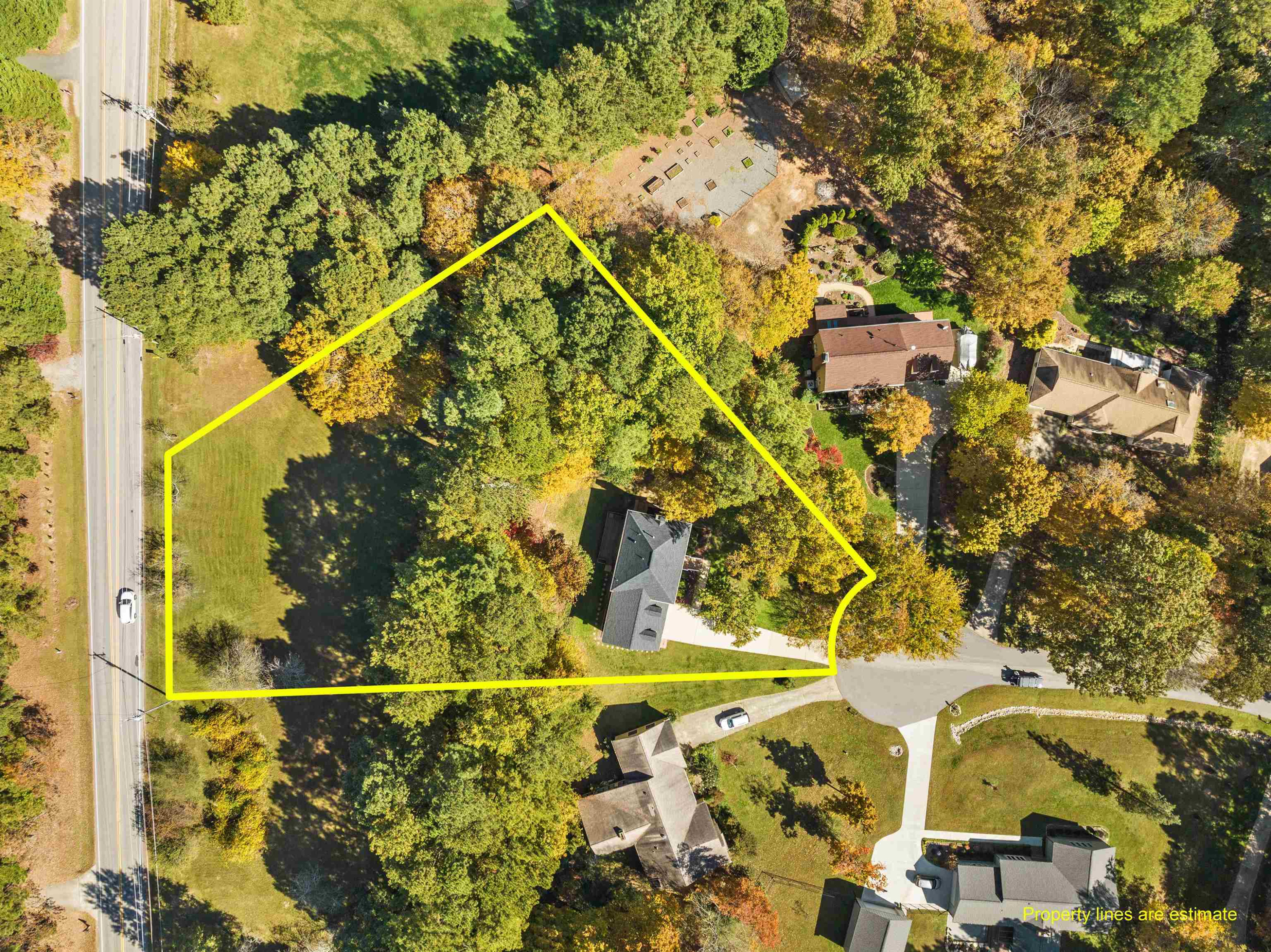 3000 Daventry Lane Raleigh, NC 27613 - Photo 46 of 54 a view of small yard