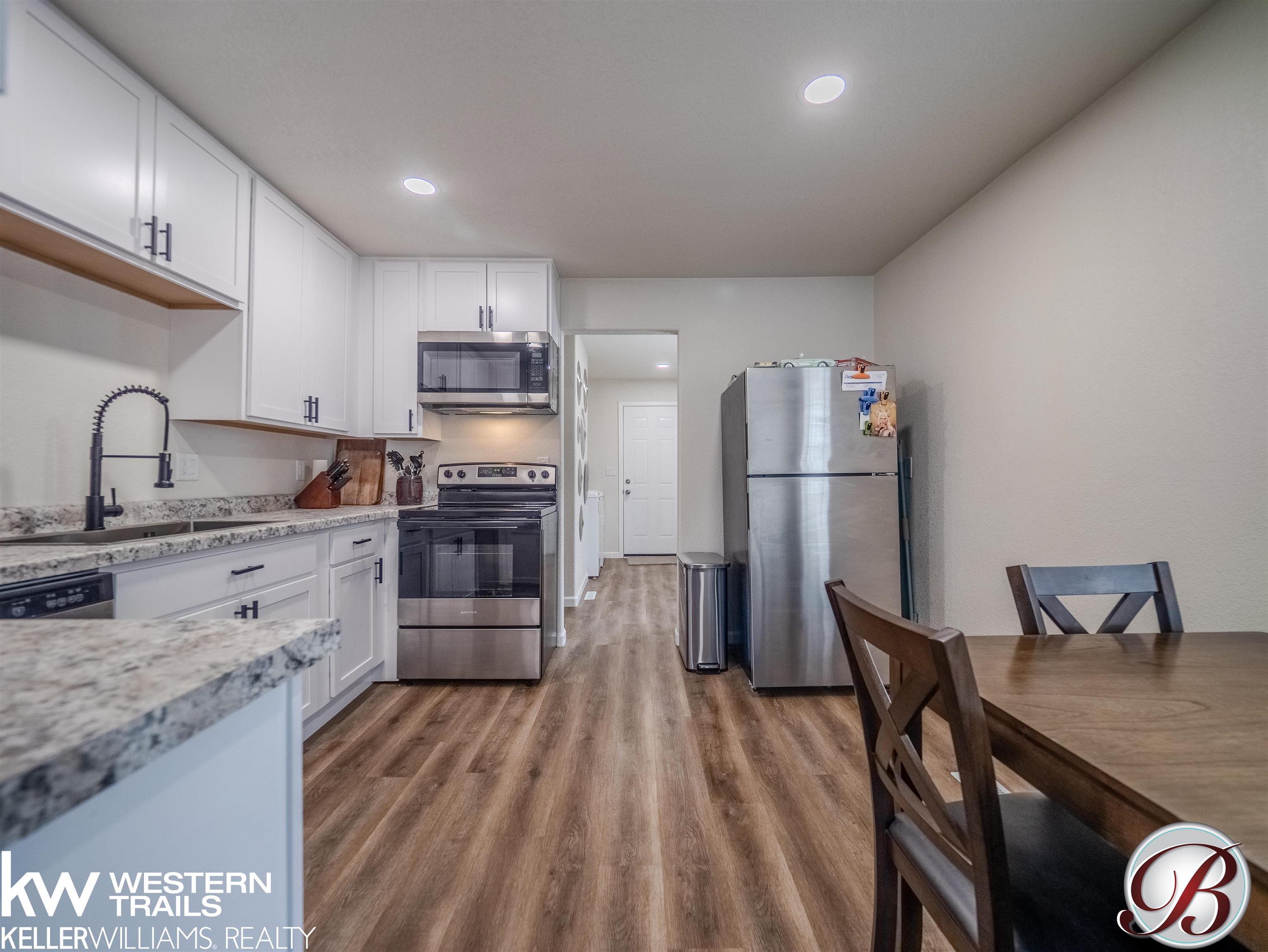 1237 South Boxelder Street Casper, WY 82604 - Photo 9 of 27