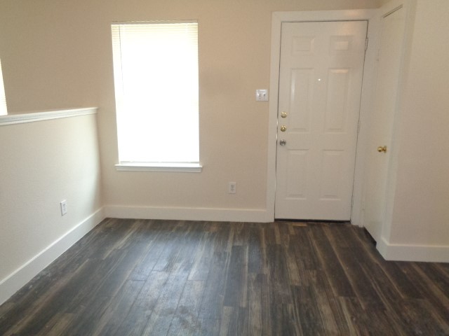 231 Silver Mist Circle Dickinson, TX 77539 - Photo 6 of 21