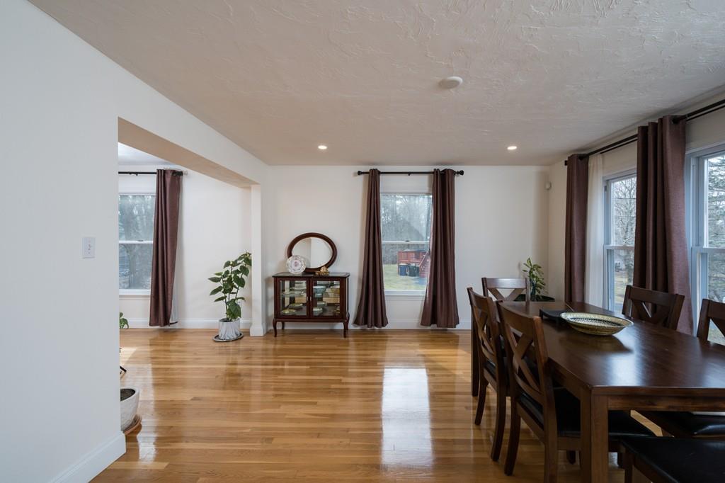 14 Tall Tree Road Sharon, MA 02067 - Photo 8 of 31
