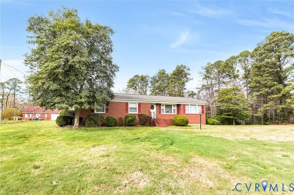 $340,000 | 5320 South George Washington Mem Highway, Gloucester, VA 23061