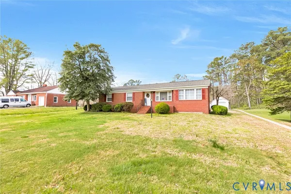 $340,000 | 5320 South George Washington Mem Highway, Gloucester, VA 23061