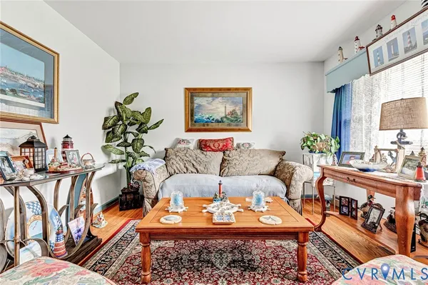 $340,000 | 5320 South George Washington Mem Highway, Gloucester, VA 23061