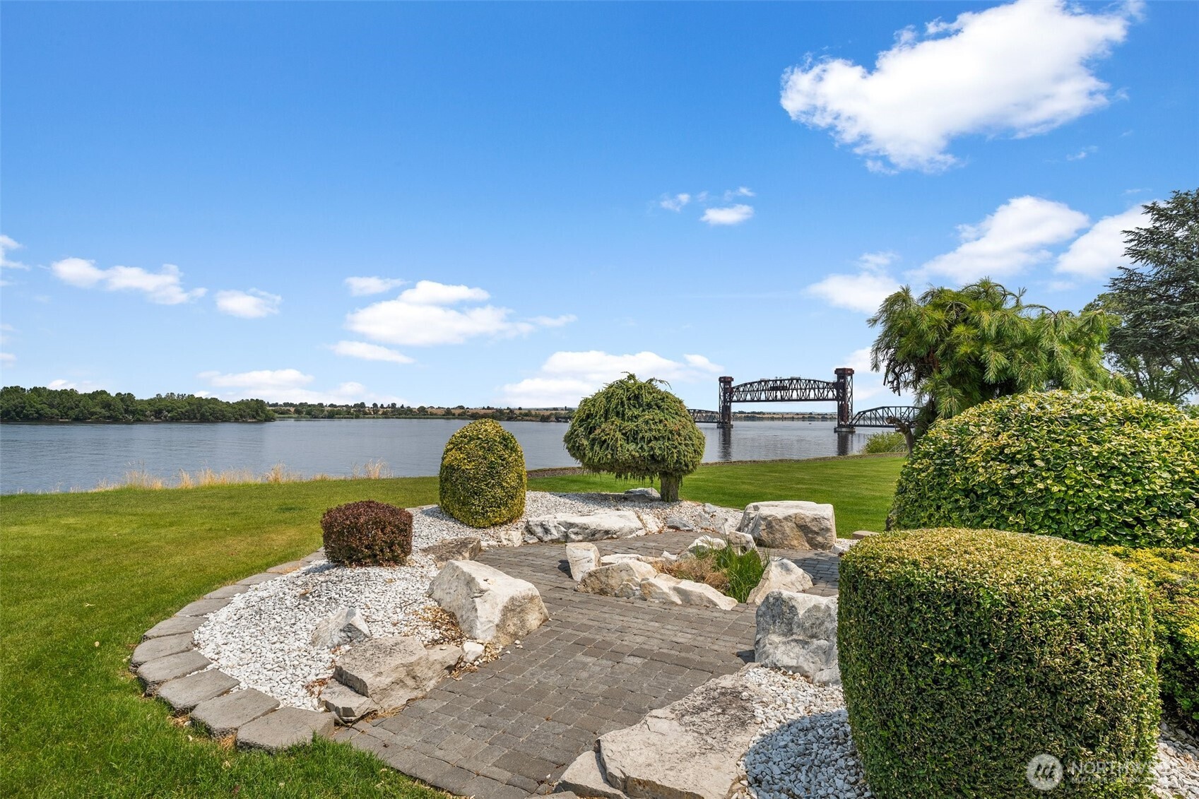 226102 East Donelson Road Kennewick, WA 99337 - Photo 14 of 37