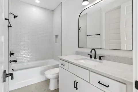 $1,949,000 | 5621 Valley View Road, Brentwood, TN 37027