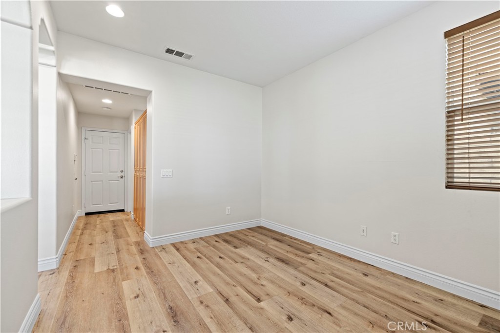 28355 Stansfield Lane Saugus, CA 91350 - Photo 20 of 52 wooden floor in an empty room