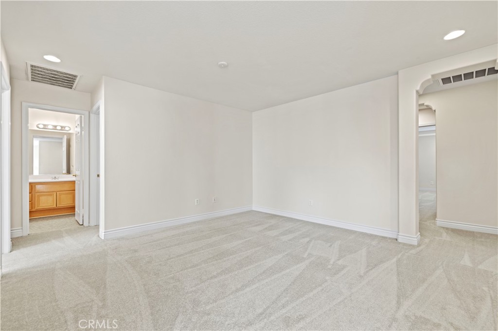 28355 Stansfield Lane Saugus, CA 91350 - Photo 25 of 52