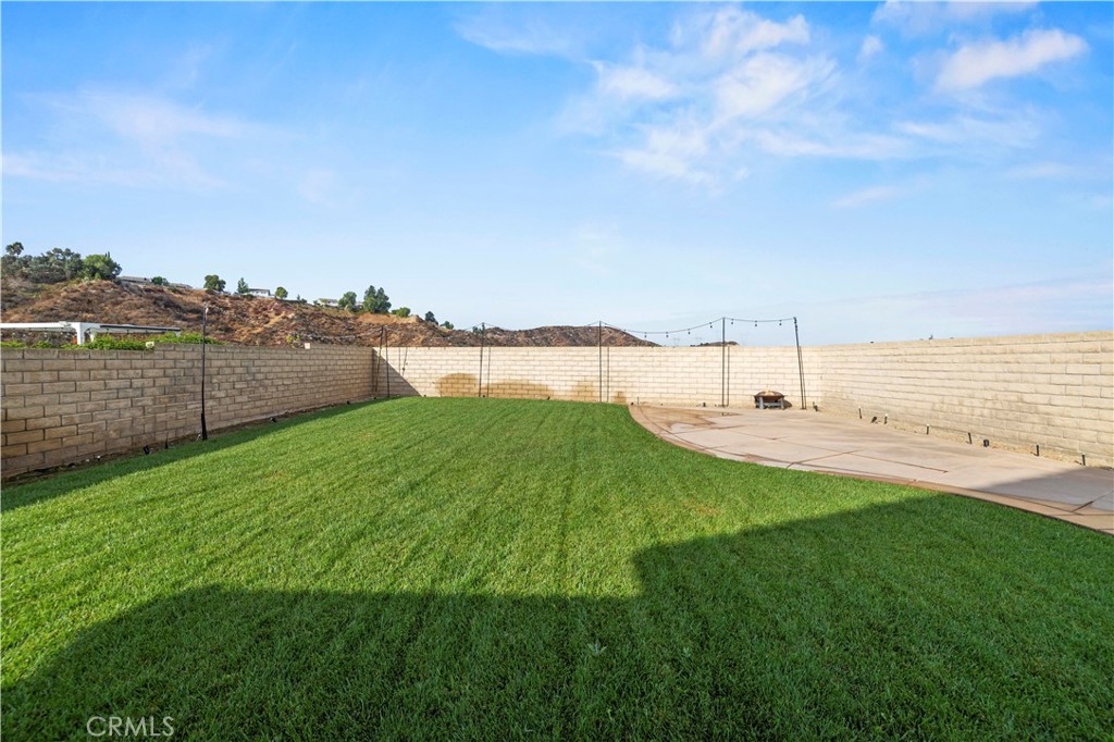 28355 Stansfield Lane Saugus, CA 91350 - Photo 49 of 52 a view of a lake with a big yard
