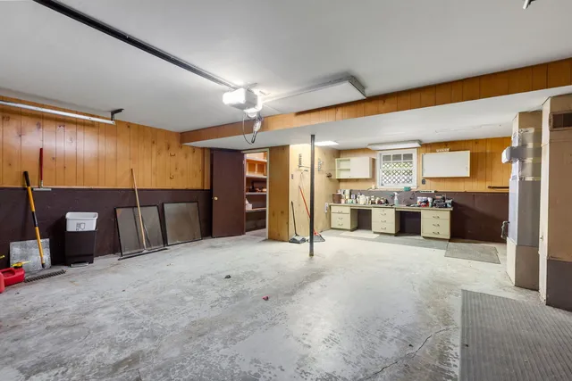 $335,000 | 47 Old Post Road, Montgomery, IL 60538