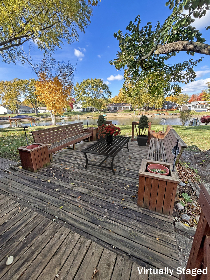 47 Old Post Road Montgomery, IL 60538 - Photo 27 of 32 a view of outdoor space with lounge chair