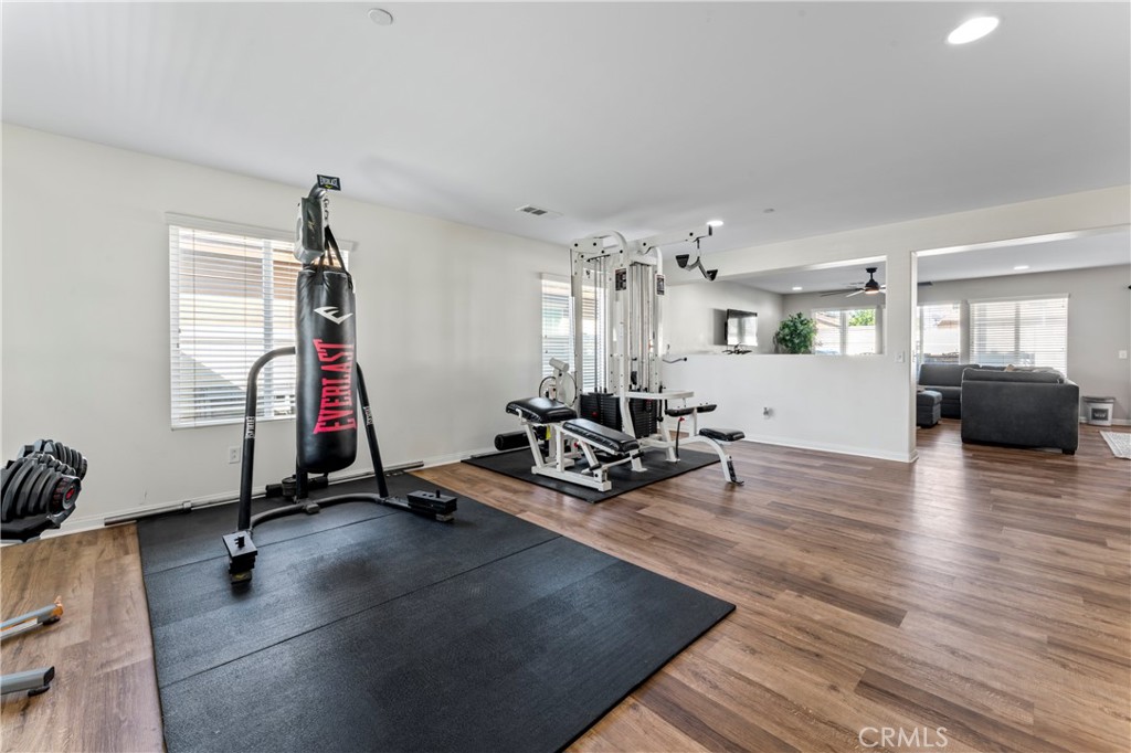 3397 Presidio Lane Perris, CA 92570 - Photo 6 of 34