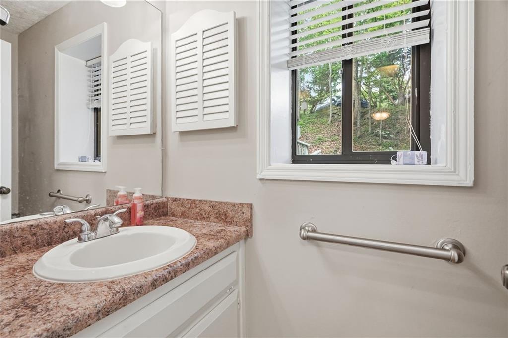 200 Villa Road, Unit 103 Jasper, GA 30143 - Photo 4 of 30