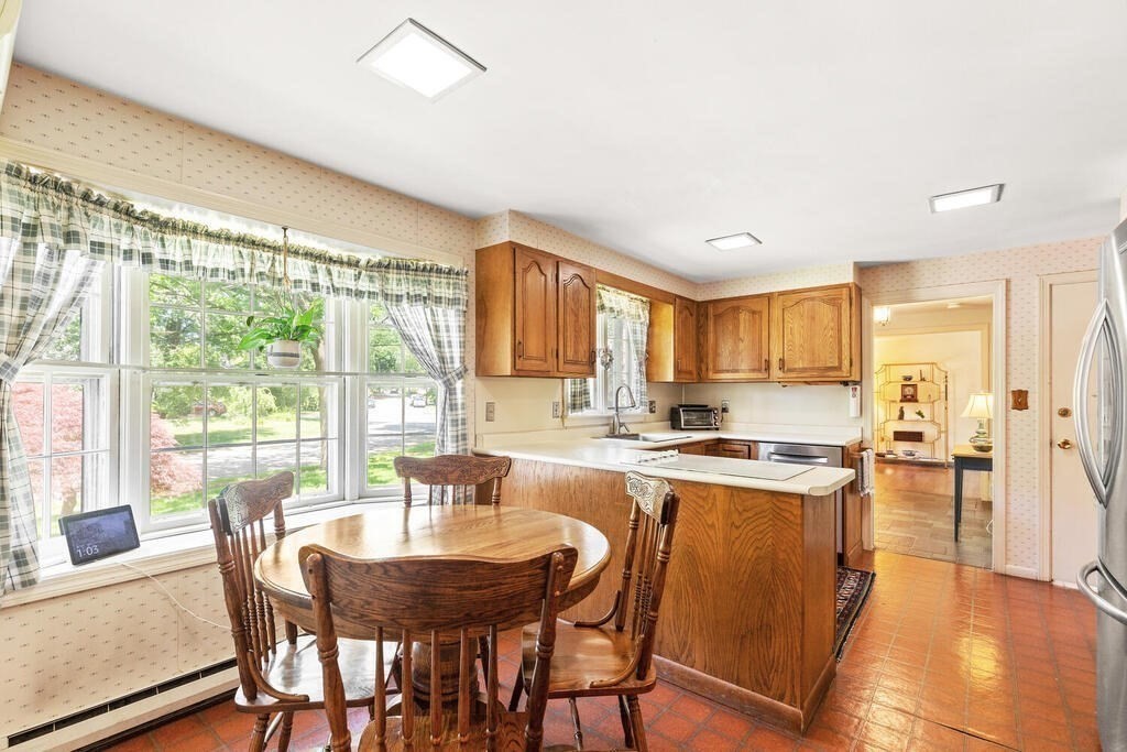 8 Elena Road Lexington, MA 02421 - Photo 13 of 35 Gallery Image 13