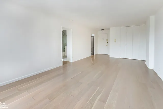 $209,000 | 2500 Johnson Avenue, Unit 3B | Spuyten Duyvil