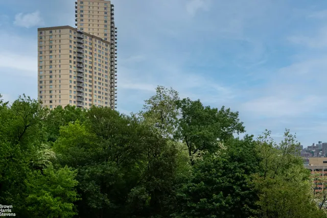 $209,000 | 2500 Johnson Avenue, Unit 3B | Spuyten Duyvil