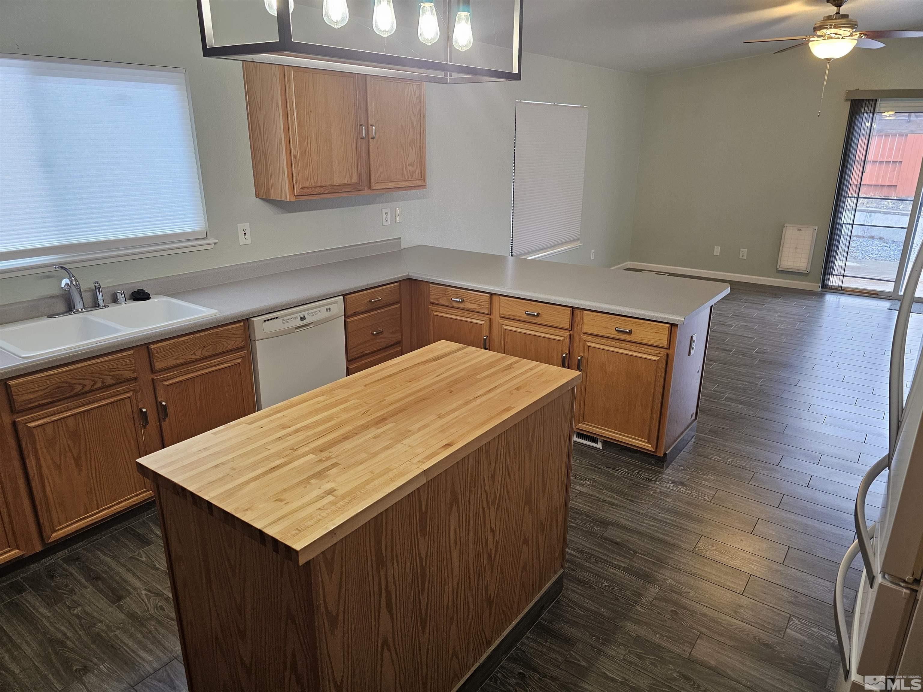 18025 Lockspur Court Reno, NV 89508 - Photo 3 of 20 Photo 3