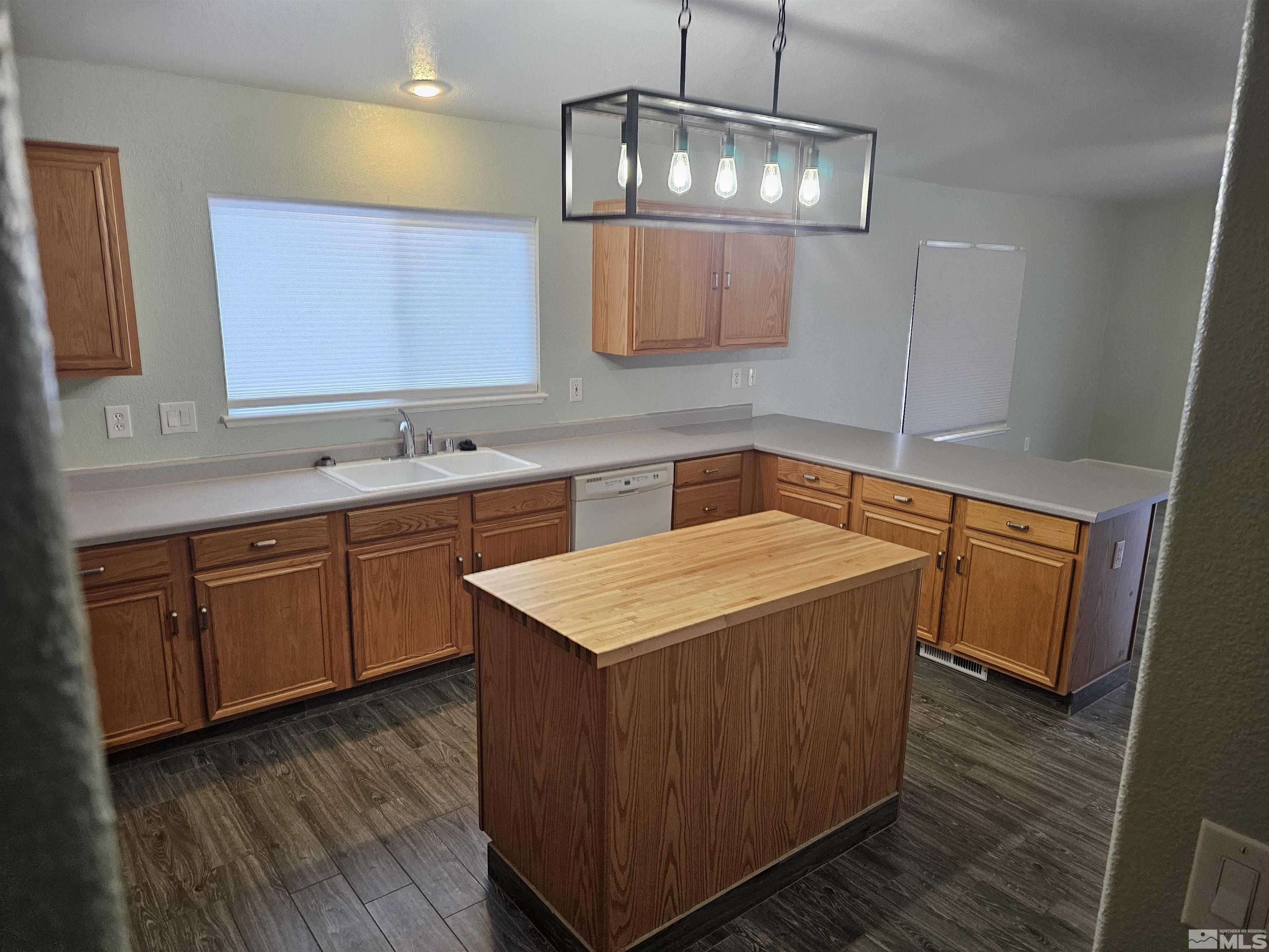 18025 Lockspur Court Reno, NV 89508 - Photo 4 of 20 Photo 4