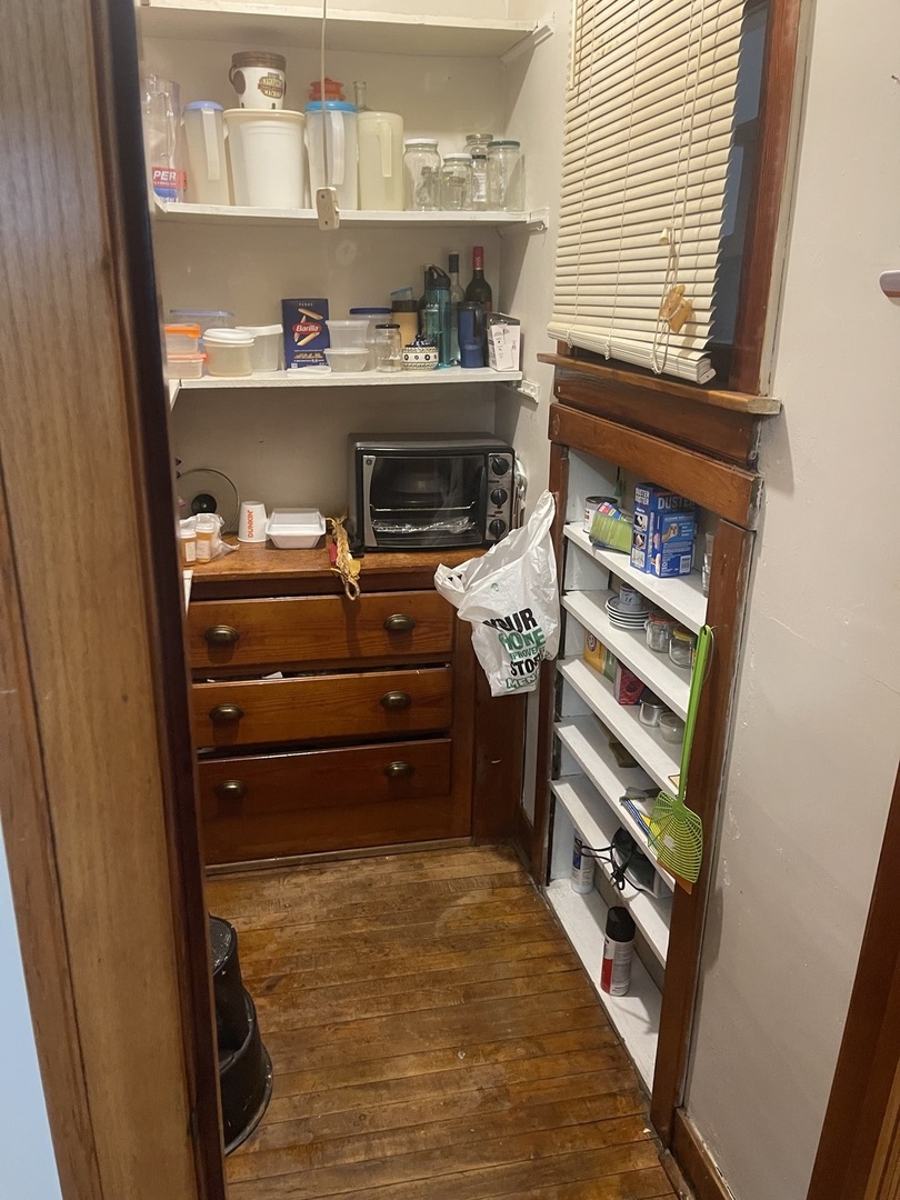 5631 West Cornelia Avenue Chicago, IL 60634 - Photo 7 of 28 a room with storage and utility