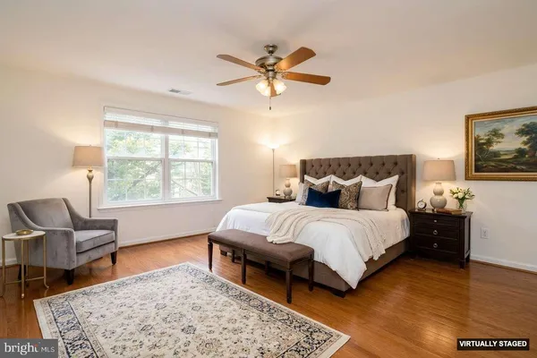 $949,900 | 2448 Leyland Ridge Road, Herndon, VA 20171