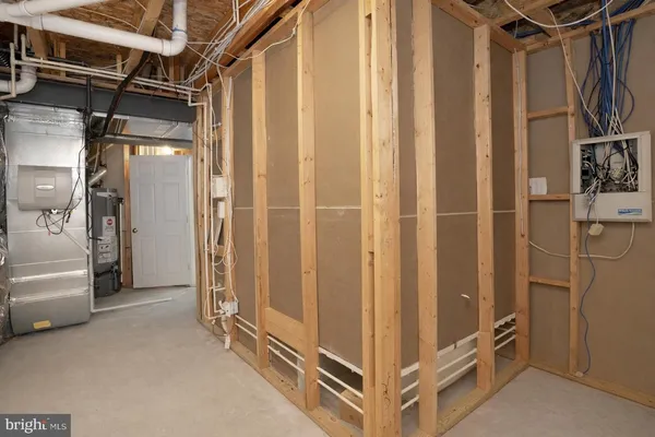 $949,900 | 2448 Leyland Ridge Road, Herndon, VA 20171