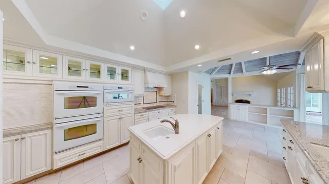 $1,100,000 | 2903 West Cromwell Avenue, Fresno, CA 93711