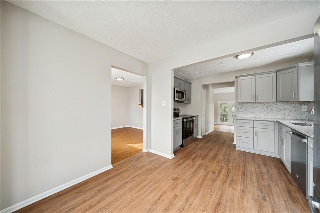 187 Old Meadow Road Canonsburg, PA 15317 - Photo 11 of 37