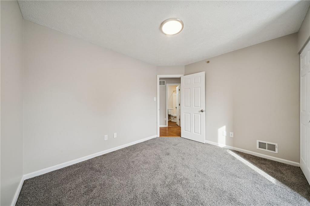 187 Old Meadow Road Canonsburg, PA 15317 - Photo 17 of 37