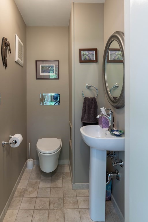 40 Kettle Hill Road Amherst, MA 01002 - Photo 13 of 42 Gallery Image 13