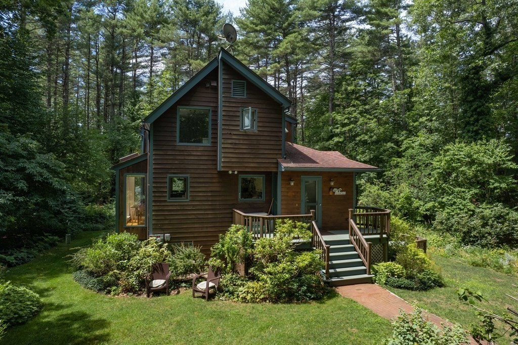 40 Kettle Hill Road Amherst, MA 01002 - Photo 2 of 42 Gallery Image 2