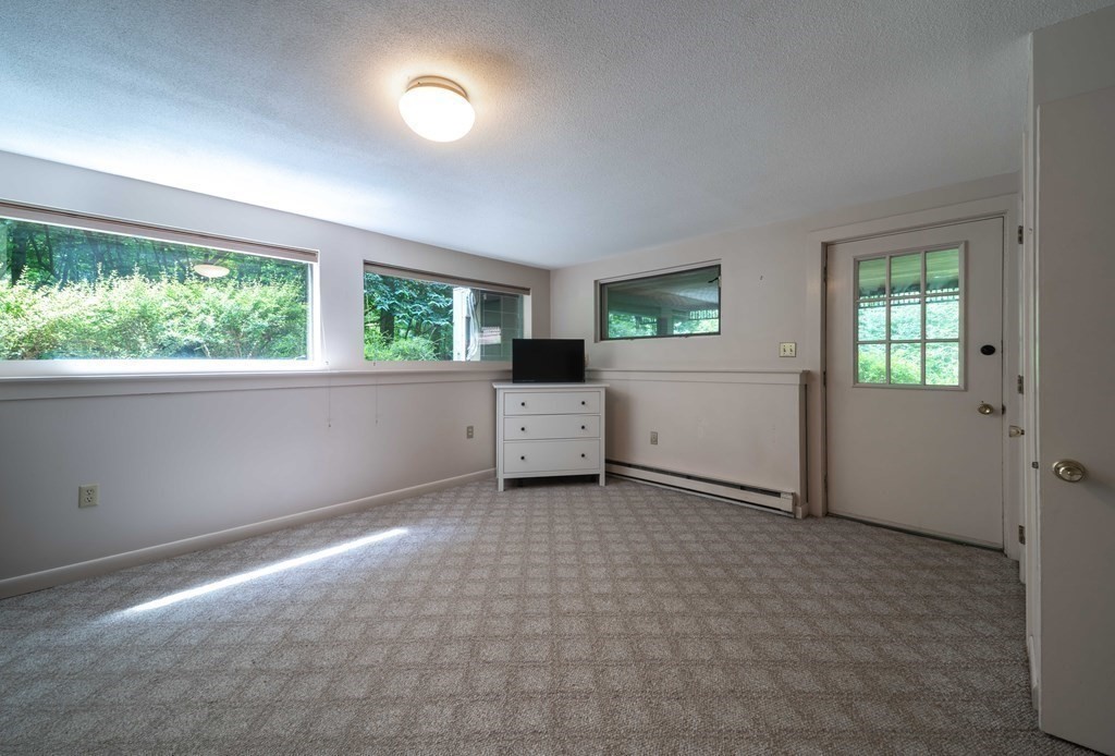 40 Kettle Hill Road Amherst, MA 01002 - Photo 23 of 42 Gallery Image 23