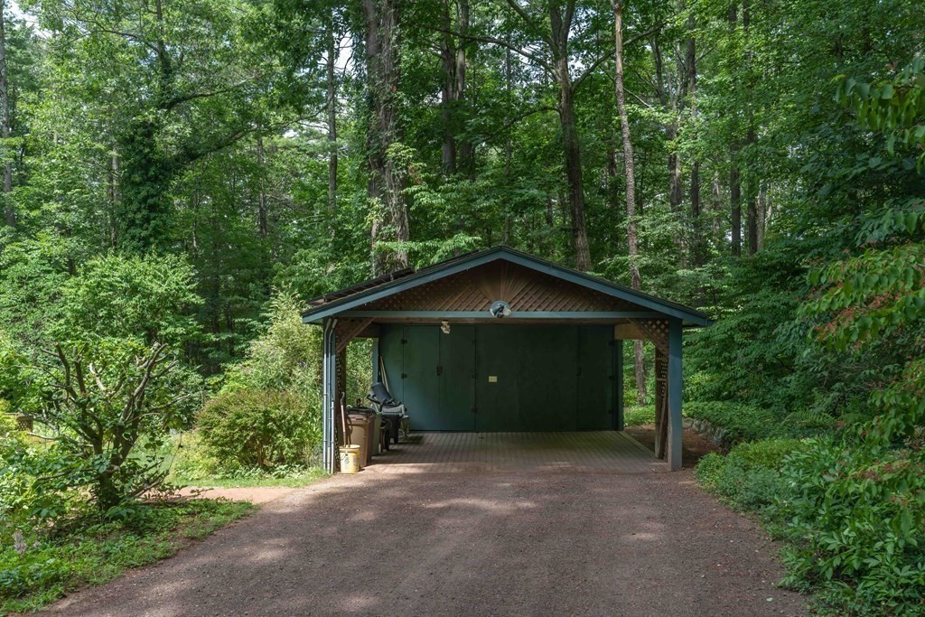 40 Kettle Hill Road Amherst, MA 01002 - Photo 37 of 42 Gallery Image 37