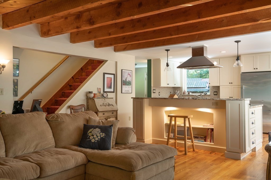 40 Kettle Hill Road Amherst, MA 01002 - Photo 7 of 42 Gallery Image 7