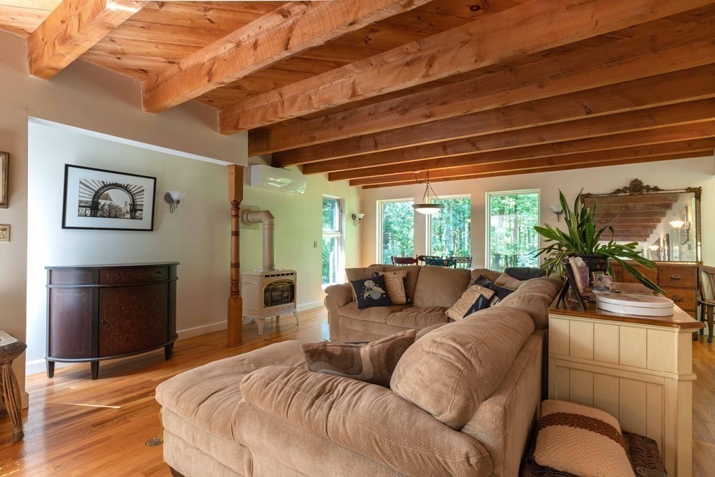40 Kettle Hill Road Amherst, MA 01002 - Photo 10 of 42 Gallery Image 10