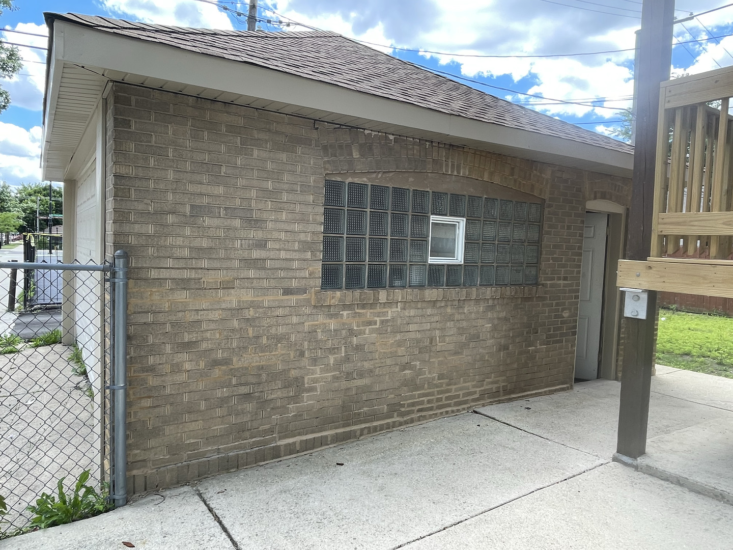 5901 West Rice Street Chicago, IL 60651 - Photo 38 of 40