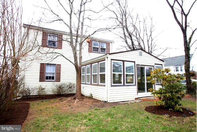 6405 Sharon Road Baltimore, MD 21239 - Photo 4 of 27 Exterior (Rear)