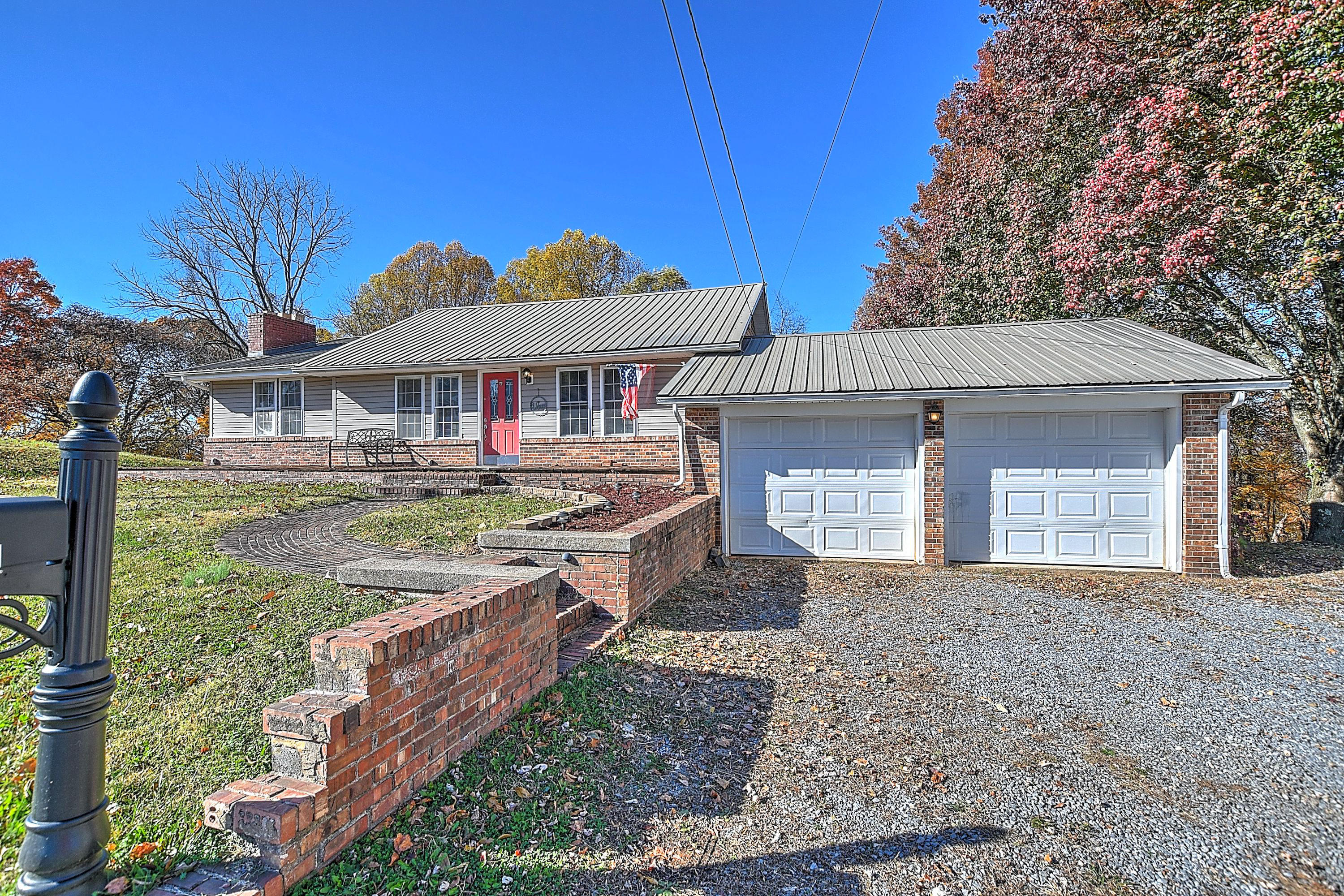4598 Old Stage Road Kingsport, TN 37664 - Photo 3 of 34 4598 Old Stage Rd-3