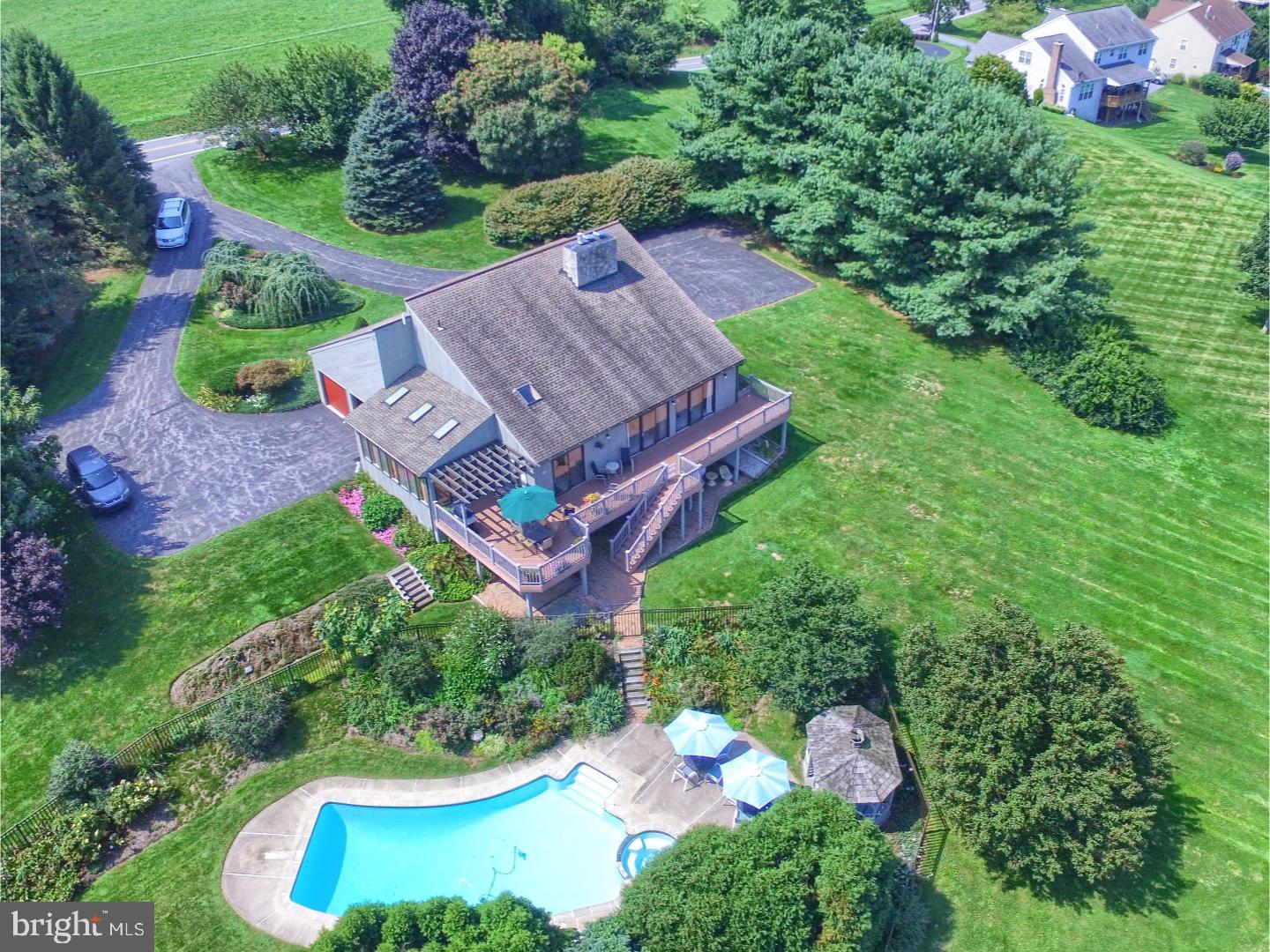 131 Heffner Road Wernersville, PA 19565 - Photo 1 of 25 Gallery Image 1