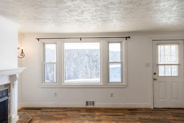 $209,000 | 184 Hillside Drive, Buena Vista, VA 24416